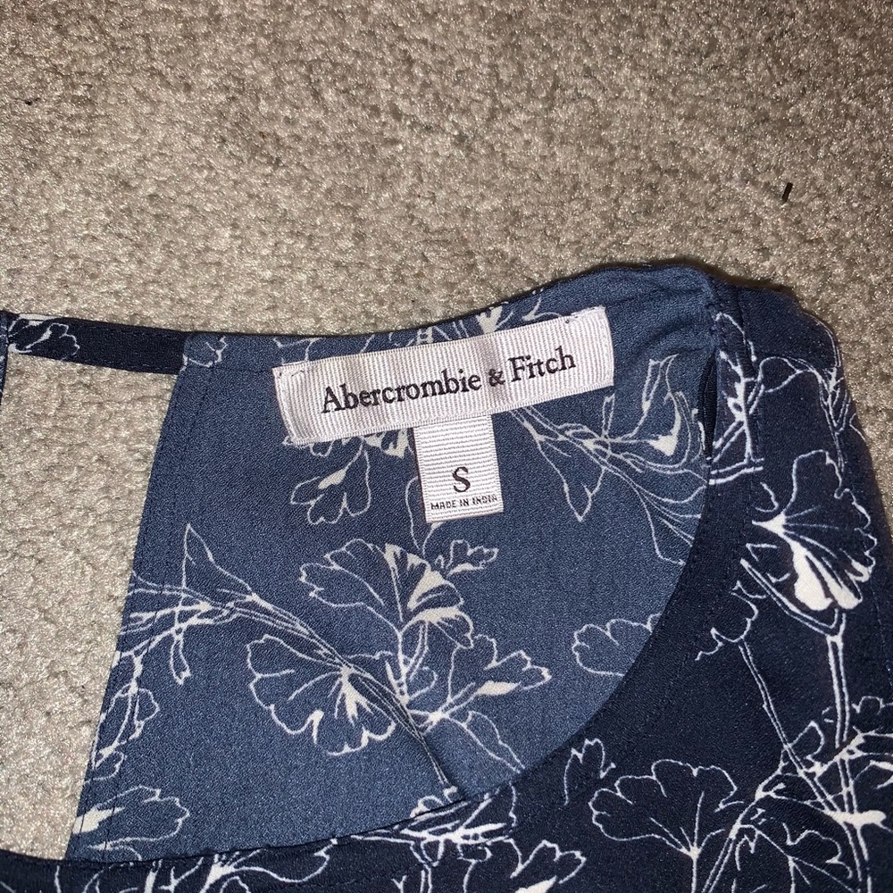 Tank top - Picture 2 of 3